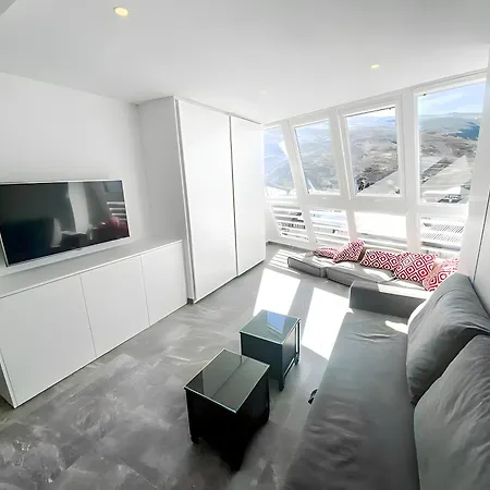 Estudio Nuevo Con Espectaculares Vistas En La Zona Baja De Descuentos En Pases De Esqui Y Material, Garaje Opcional Apartment