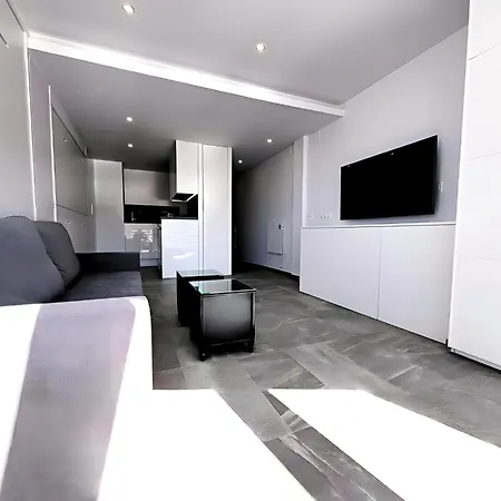 Apartment Estudio Nuevo Con Espectaculares Vistas En La Zona Baja De Descuentos En Pases De Esqui Y Material, Garaje Opcional Sierra Nevada